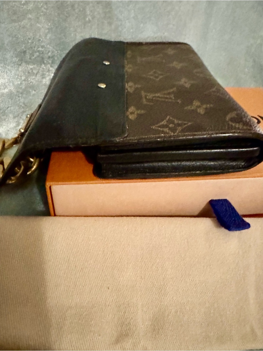Louis Vuitton Black & Brown Wallet with Gold Hardware & crossbody chain - Picture 5 of 10